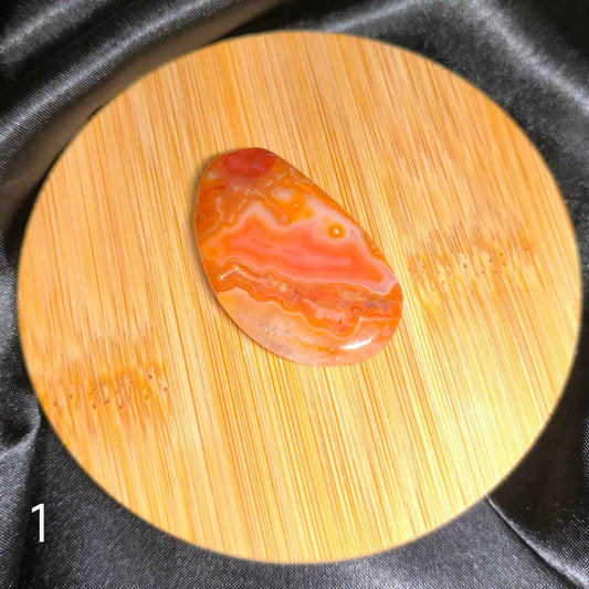 Pierre plate en Cornaline - Cristaux Magiques