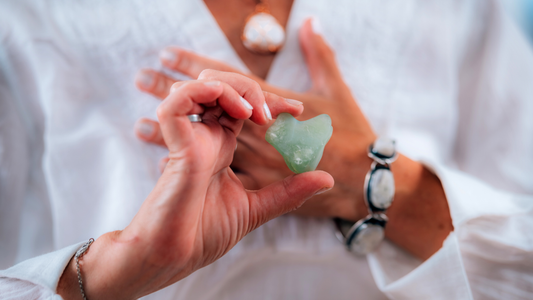 Chakra du cœur et lithothérapie : comment les pierres agissent sur l’amour