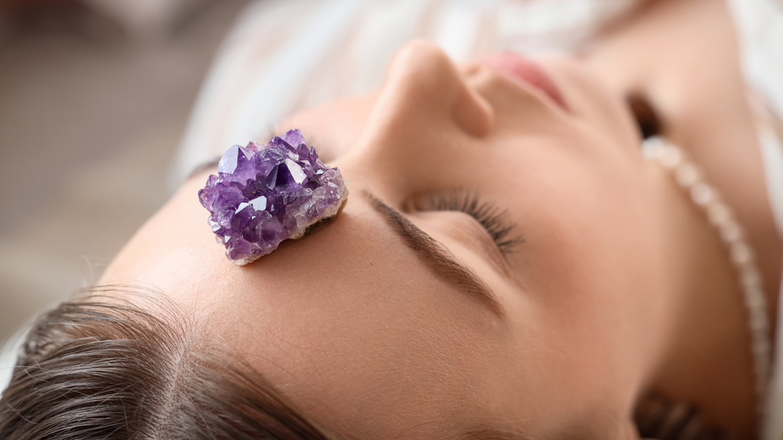 Faire le tri dans ses énergies : rituel de purification énergétique pour bien redémarrer l’année